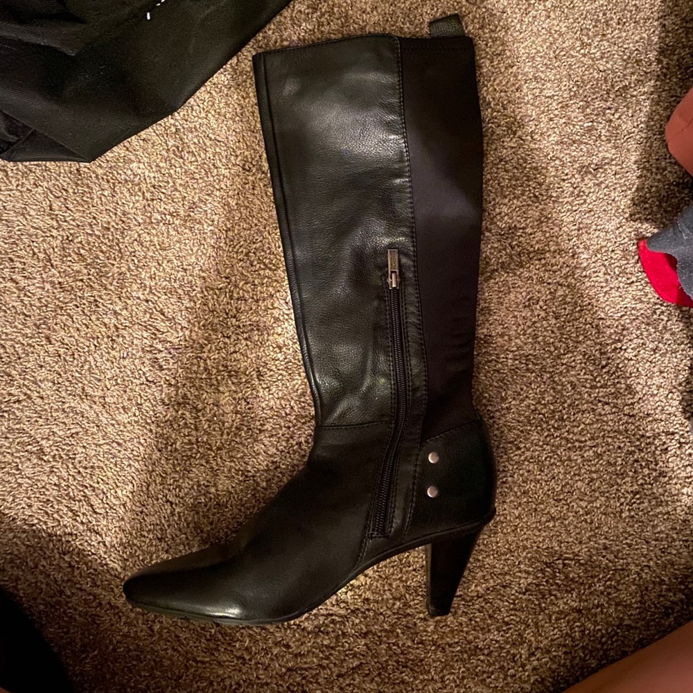Kenneth Cole Reaction Tall Black Boots with a Heel